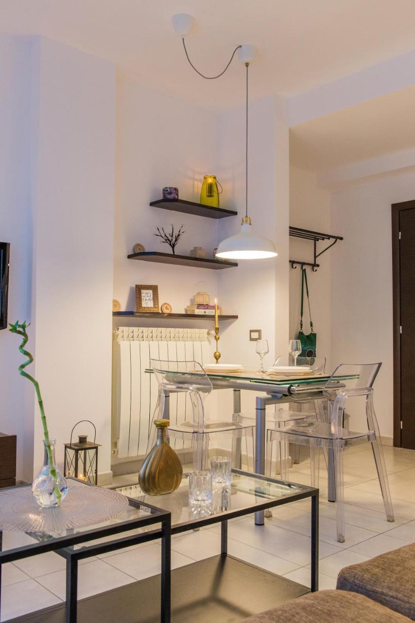 One Love Metropolitan Apartment 부쿠레슈티 외부 사진